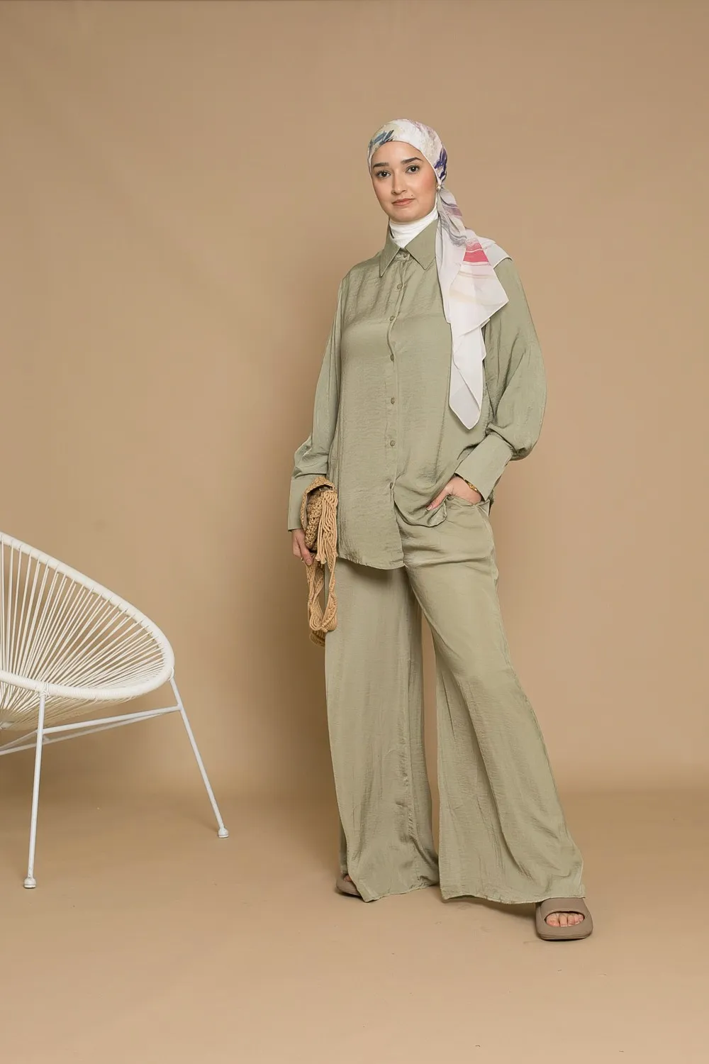 Conjunto de verano caqui