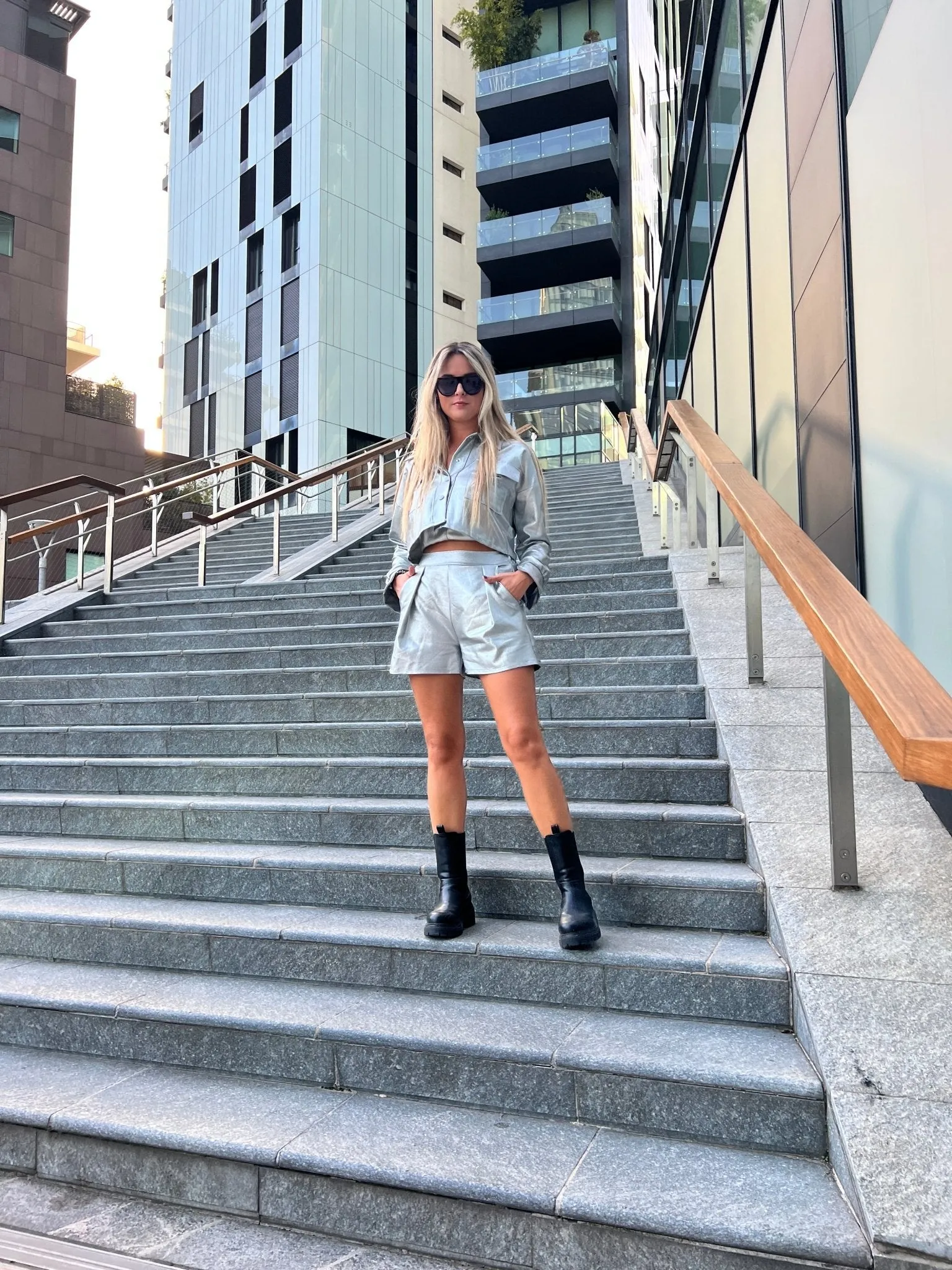 Pantaloncini metallizzati LYRA